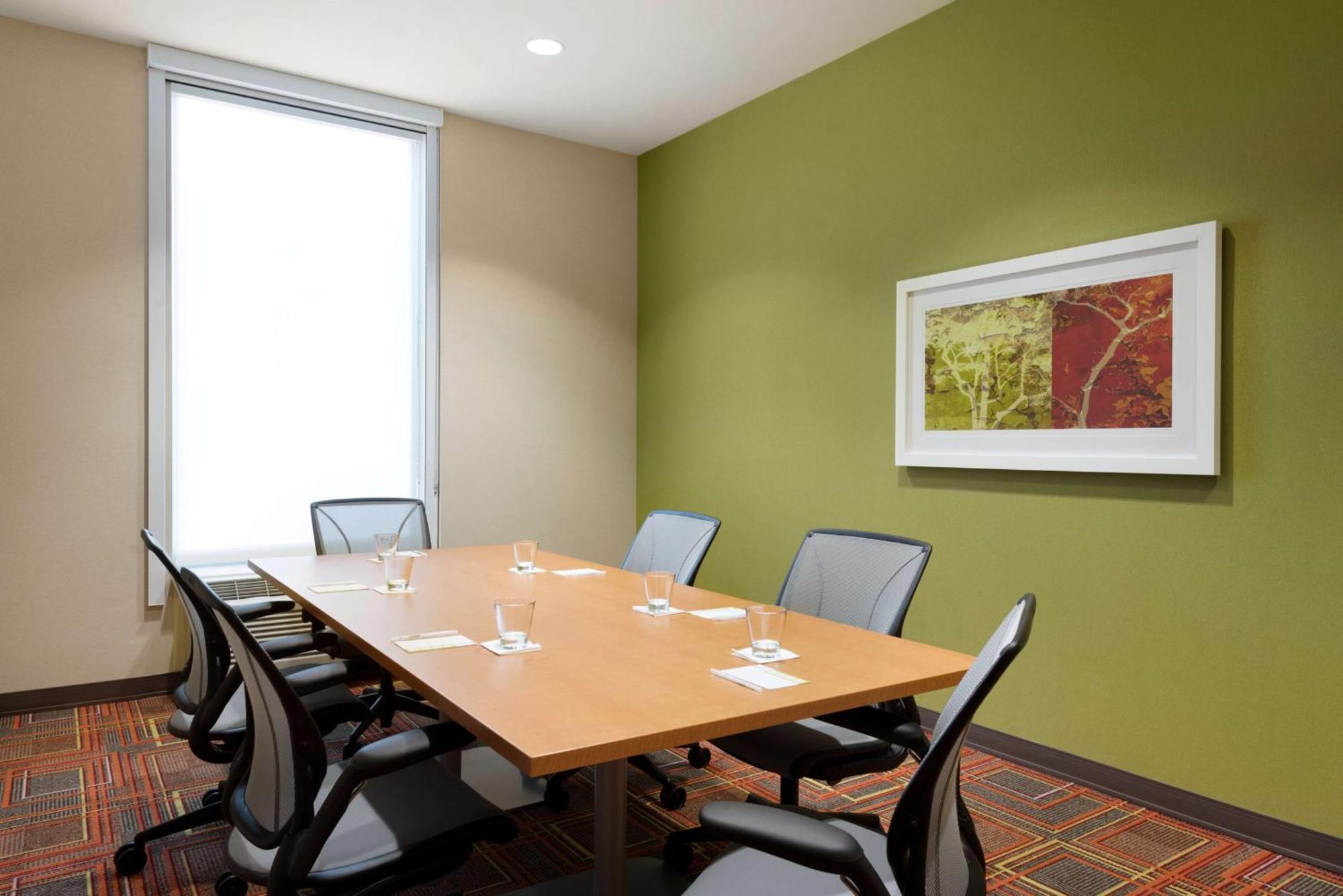 Home2 Suites By Hilton Middleburg Heights Cleveland Buitenkant foto